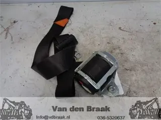 Ford Fiesta 3 deurs 2005-2008 Gordel links voor