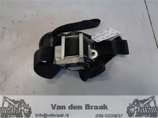 Volkswagen Golf 3 drs 2003-2008 Gordelspanner rechtsvoor