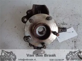 Ford Focus 1.6 16V 2004-2008 Fusee links voor