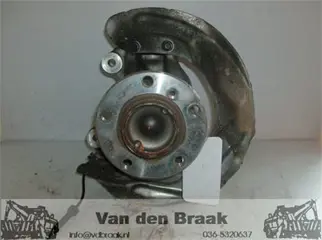 BMW 1 serie F20 116D 1.6 2011-2015 Fuseelichaam rechts