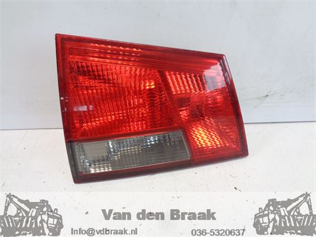 Opel Vectra Caravan 2004-2009 Achterlicht links binnenzijde