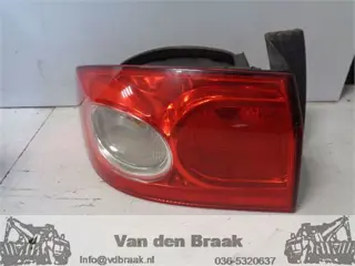 Renault Laguna 5 deurs Hatchback 2005-2007 Achterlicht links buitenzijde