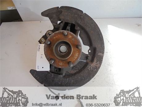 Volvo V50 2004-2010 Fusee links voor