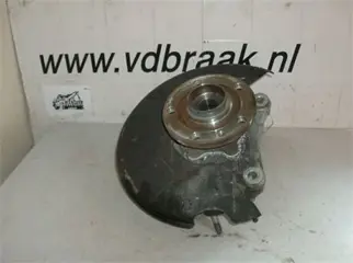 Volkswagen Passat 1.4 TSi 2005-2010 Fusee rechts voor