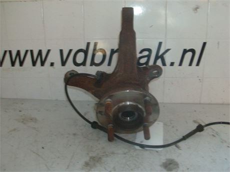 Nissan Micra K13 1.2 2010-2013 Fusee rechts voor