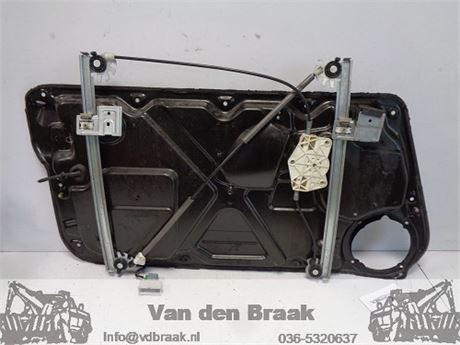 Volkswagen New Beetle 1998-2005 Raammechaniek rechts elec.