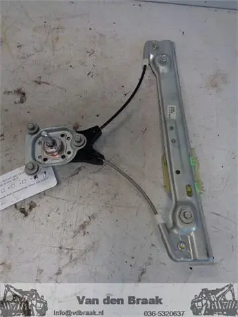 Opel Karl 2015-2019 Raammechaniek rechts achter handbediend