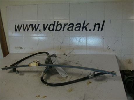 Renault Clio 3 deurs 1998-2001 Raammechaniek links hand