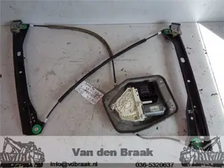 Volkswagen Golf 3 drs 2003-2008 Elec. raammechaniek rechts