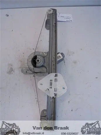 Dacia Logan MCV 2007-2013 Elec. raammechaniek links voor