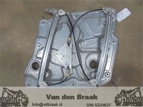 Nissan Primera 2002-2008 Raammechaniek elec. links voor