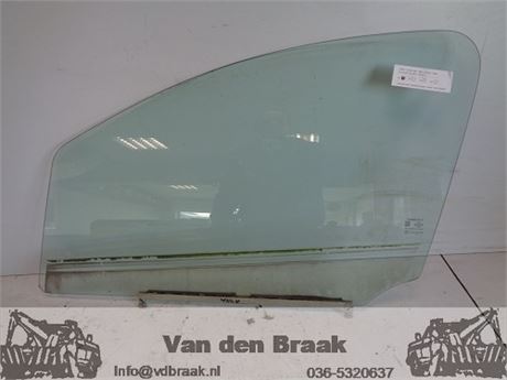 Suzuki Alto Hatchback 2009-2015 Portierruit links voor