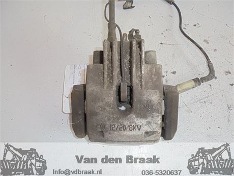 BMW 520 E60 2003-2010 Remklauw rechts achter