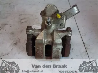 Suzuki Swift 2005-2010 Remklauw rechts achter