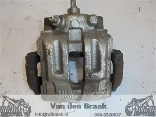 BMW 1 serie E87 120D 2004-2011 Remklauw rechts achterzijde