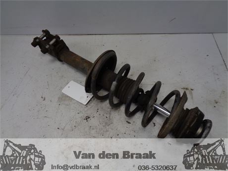 Dacia Sandero 2010-2012 Veerpoot voorzijde