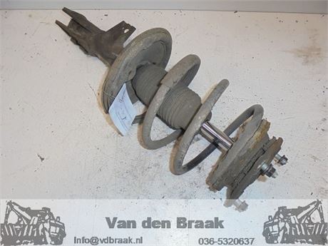 Kia Cee'd 5 drs 1.6 16V 2006-2012 Veerpoot rechts voor