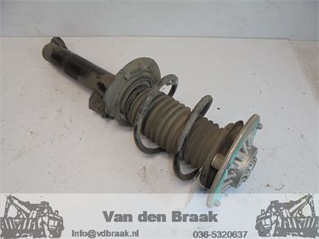 BMW 1 serie F20 120D 2011-2019 schokbreker voorzijde