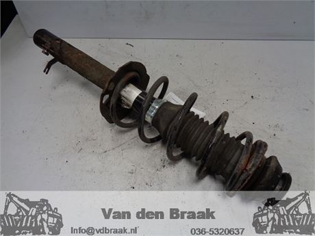 Peugeot 107 1.0 12V 2005-2014 Veerpoot links voor