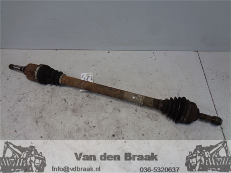 Peugeot 207 1.4 16V 2006-2007 Aandrijfas rechts