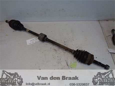Opel Corsa 1.4 16V 2000-2006 Aandrijfas rechts