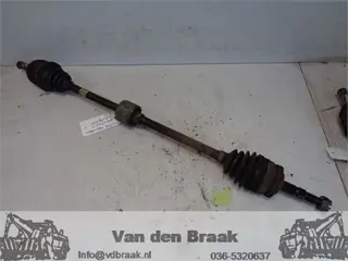 Opel Corsa 1.4 16V 2000-2006 Aandrijfas rechts