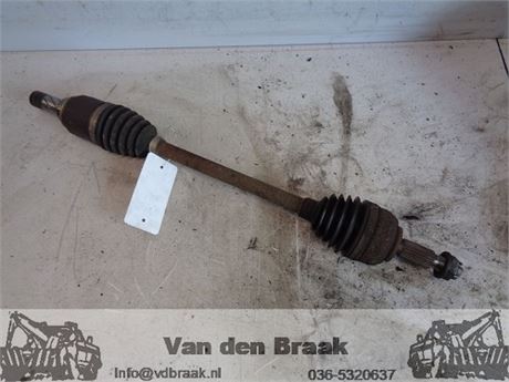 Renault Clio 1.2 16V 2005-2009 Aandrijfas links