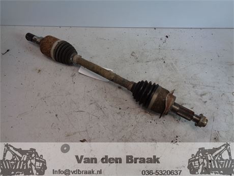 Suzuki Swift 1.6 16V 2005-2010 Aandrijfas links voor