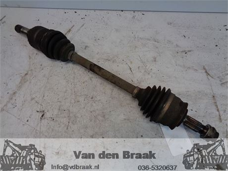 Fiat Panda 1.1 2003-2010 Aandrijfas links voor