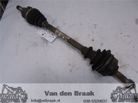 Citroen C3 1.4 16V 2002-2005 Aandrijfas links voor