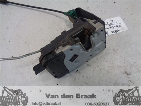 Opel Astra 5drs Hatchback 2004-2010 Deurslot links voor