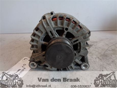 Citroen C5 2.0 HDi 2004-2008 Dynamo met vrijlooppoelie