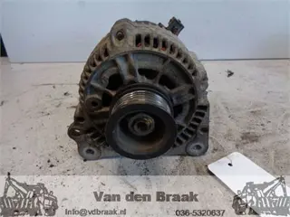 Volkswagen Golf  1.6 16V 1998-2003 Dynamo
