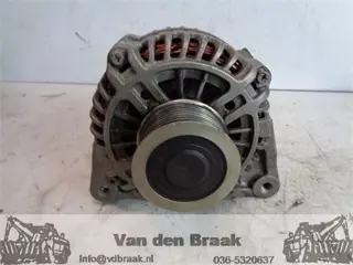Mazda 5 2.0 Diesel 2005-2010 Dynamo met vrijlooppoelie