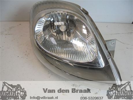 Opel Vivaro 2001-2006 Koplamp rechts