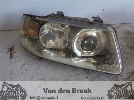 Audi A3 2000-2003 Koplamp rechts