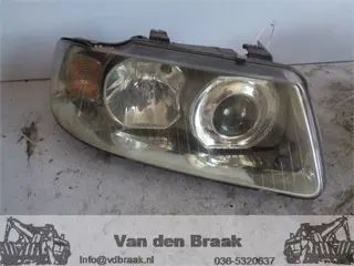 Audi A3 2000-2003 Koplamp rechts