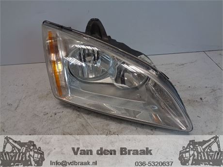 Ford Focus Hatchback 2004-2008 Koplamp rechts