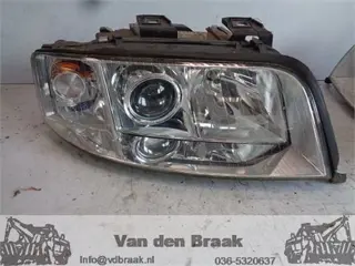 Audi A6 2001-2005 Koplamp rechts Xenon