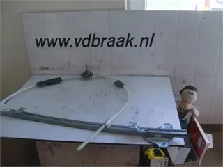 Renault Master 1998-2003 Raammechaniek links voor