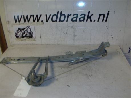 Mercedes A-Klasse 1997-2001 Raammechaniek rechts achter