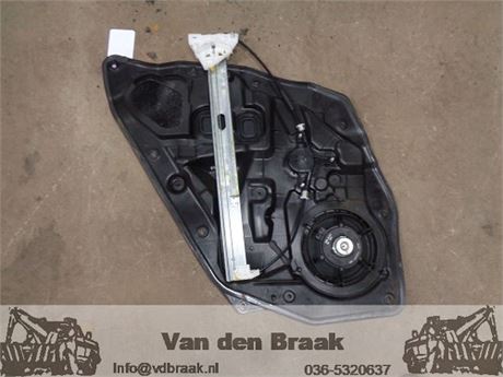 Mazda 2 2007-2015 Raammechaniek rechtsachter electrisch