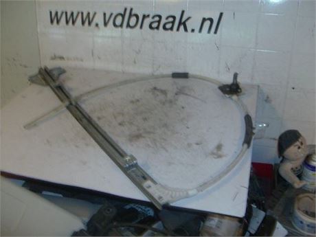 Renault Master 2003-2010 Raammechaniek rechts voor