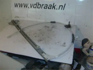 Renault Master 2003-2010 Raammechaniek rechts voor
