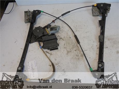 Volkswagen Golf Cabrio 1993-2002 Raammechaniek rechts electrisch