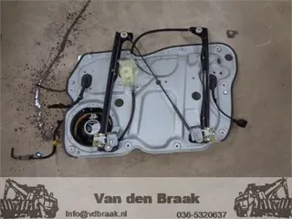 Volkswagen Caddy 2004-2010 Raammechaniek links electrisch