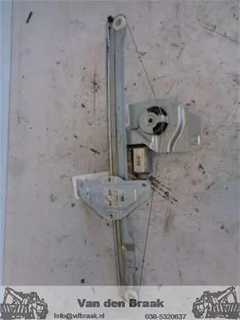 Citroen Berlingo 2008-2015 Raammechaniek rechts electrisch