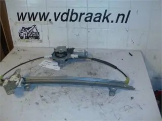 Nissan Almera 5 drs 2002-2007 Elec. raammechaniek links voor