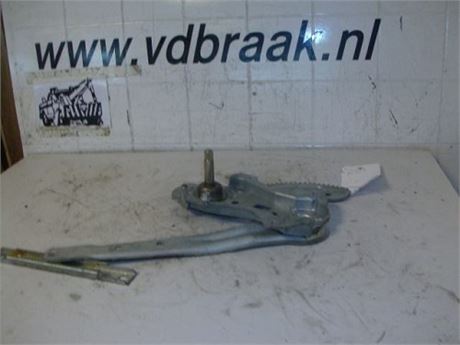 Nissan Almera N16 5 drs 2002-2007 Raammechaniek rechts A