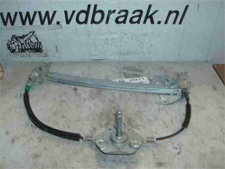 Mitsubishi Space Star 2000-2002 Raammechaniek rechts achter